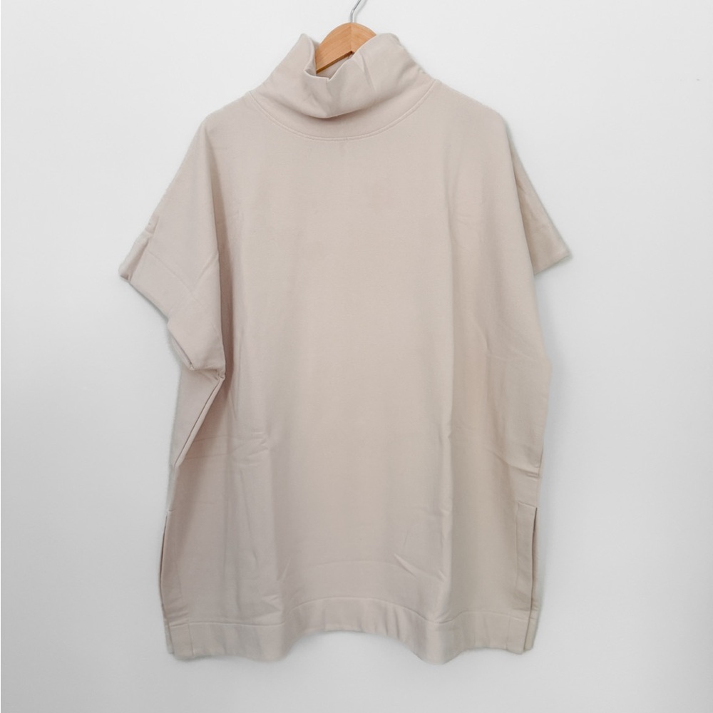 Mono B Short Sleeve Loose Turtleneck Sweatshirt cream/tan